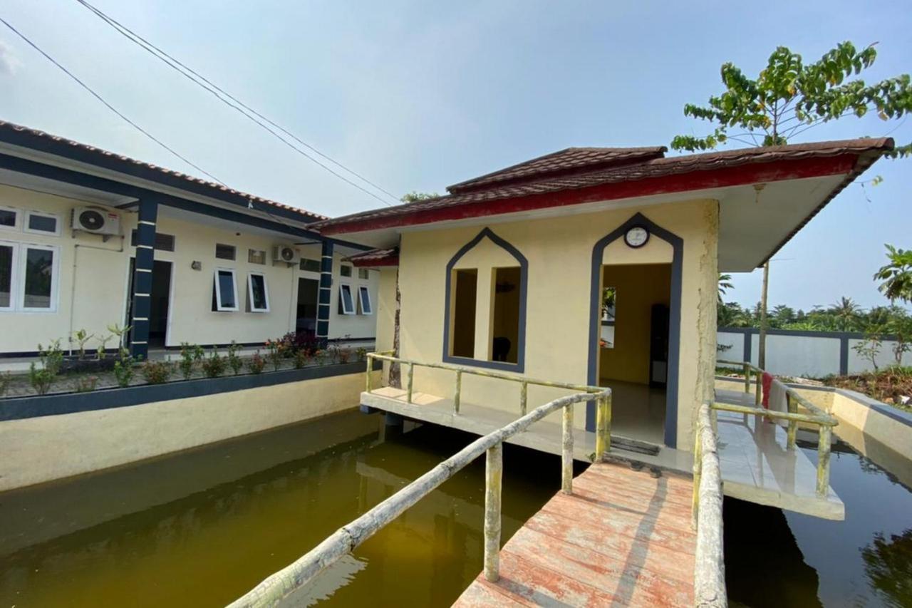 Mitra Grand House Syariah Redpartner 호텔 세랑 외부 사진